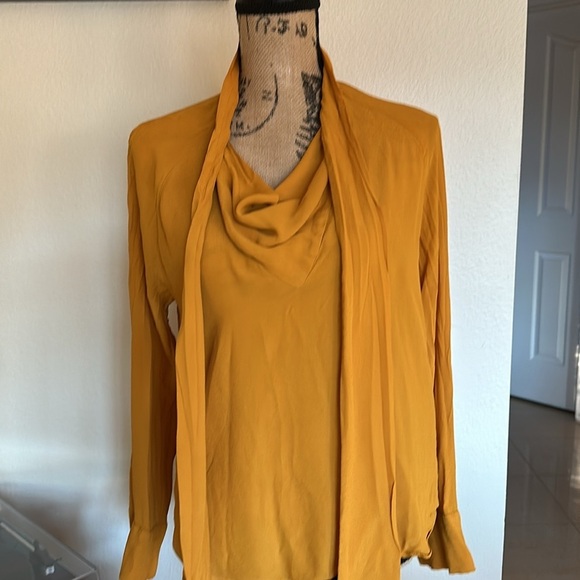 Zara Bow Tie Long Sleeve - Picture 5 of 8